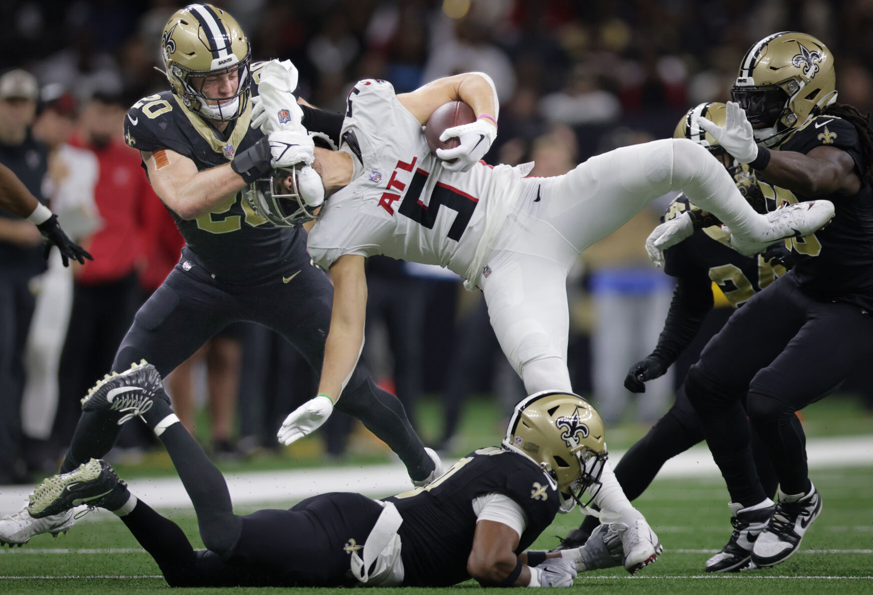 NO.saintsfalcons.010824.1829.JPG